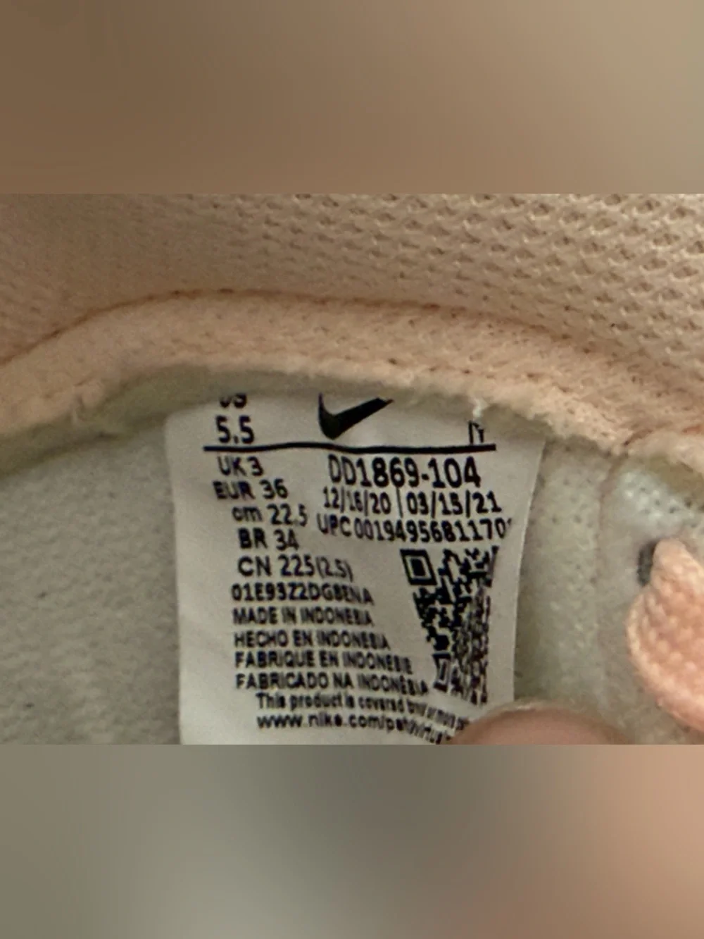 Nike Women's Dunk High 'Crimson Tint'